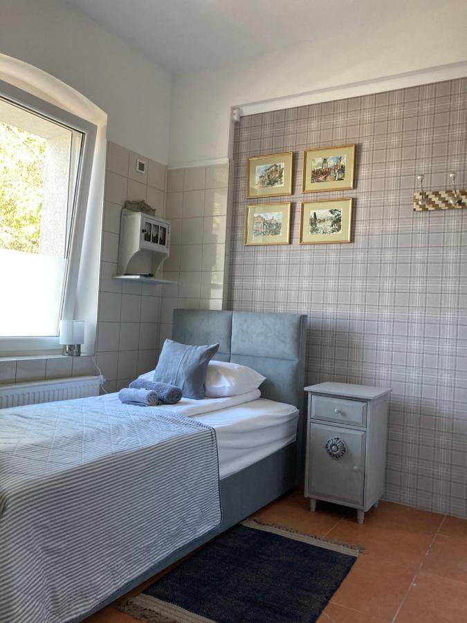 Villa Italiana Pokoje Z Prywatnymi Lazienkami & Odnowa Biologiczna Gdynia Exterior foto
